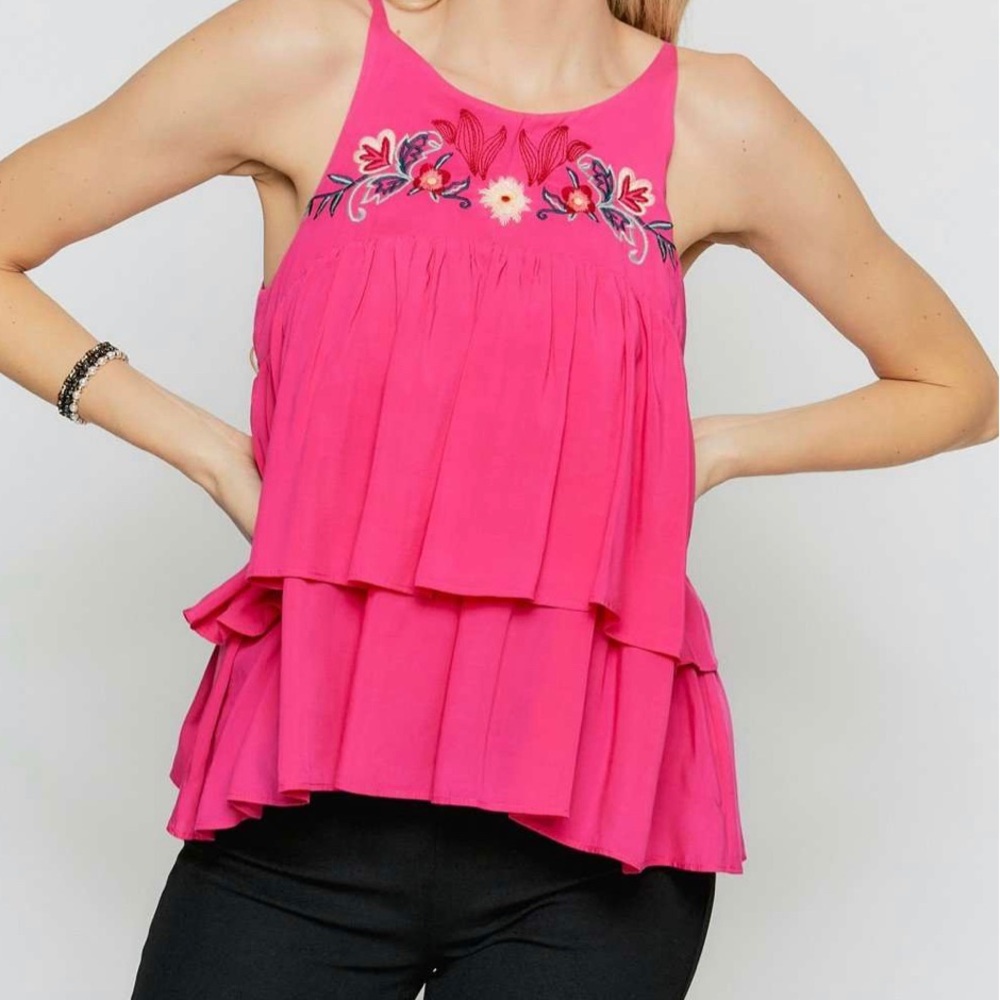 DAVI&DANI FLORAL EMBROIDERY SLEEVELESS TIERED TOP